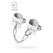 Белые мягкие кожаные наручники с люверсами - Pecado - купить с доставкой в Реутове