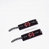Черные кожаные наручники с красным декором и строчкой - Crazy Handmade - купить с доставкой в Реутове