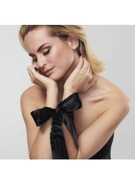 Черные ленты для связывания SILKY SENSUAL HANDCUFFS - Bijoux Indiscrets - купить с доставкой в Реутове