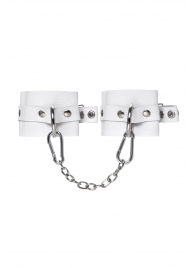 Белые мягкие кожаные наручники с люверсами - Pecado - купить с доставкой в Реутове