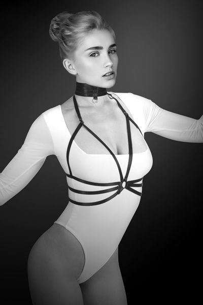 Черная упряжь на грудь Julia - Bijoux Pour Toi - купить с доставкой в Реутове