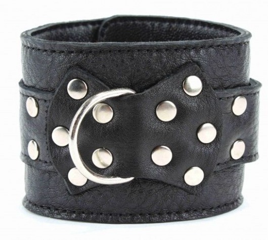 Чёрные наручники  из кожи с пряжкой - БДСМ Арсенал - купить с доставкой в Реутове