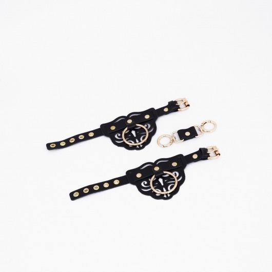 Черные кожаные наручники с клепками, кольцами и золотистой фурнитурой - Crazy Handmade - купить с доставкой в Реутове